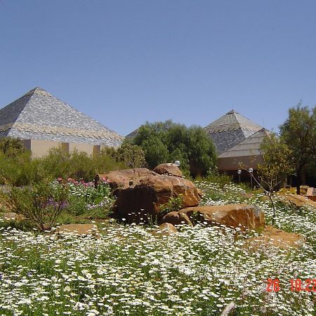 Black Mountain Leisure And Conference Hotel Groothoek Εξωτερικό φωτογραφία