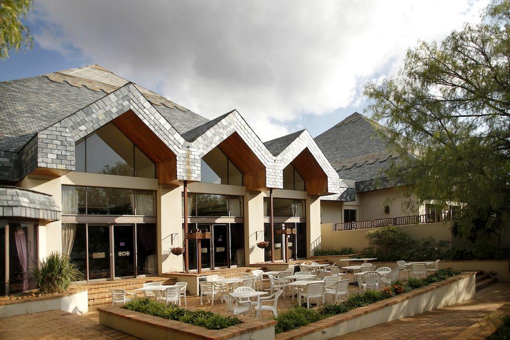 Black Mountain Leisure And Conference Hotel Groothoek Εξωτερικό φωτογραφία