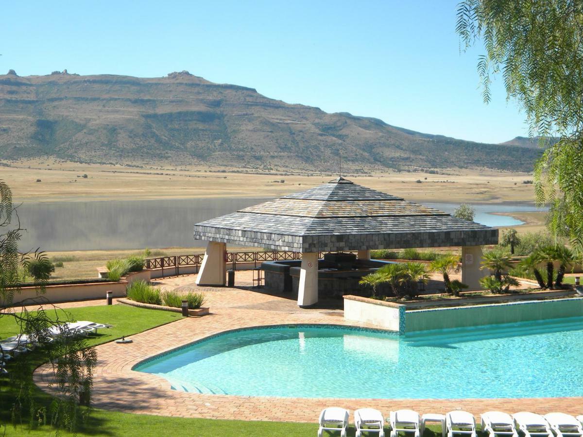 Black Mountain Leisure And Conference Hotel Groothoek Εξωτερικό φωτογραφία